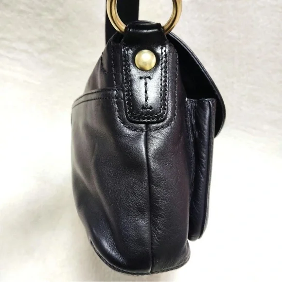 Black Leather Shoulder Bag - Picture 4 of 7